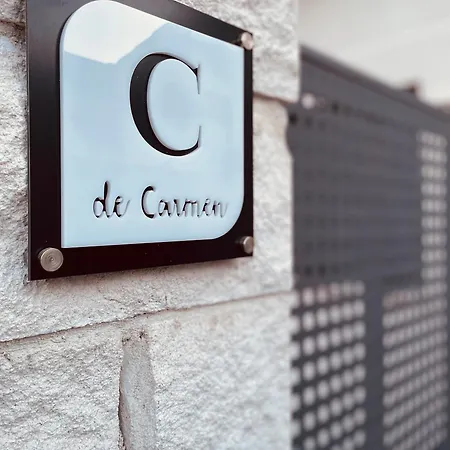 Διαμέρισμα Singulares Maestro24 *