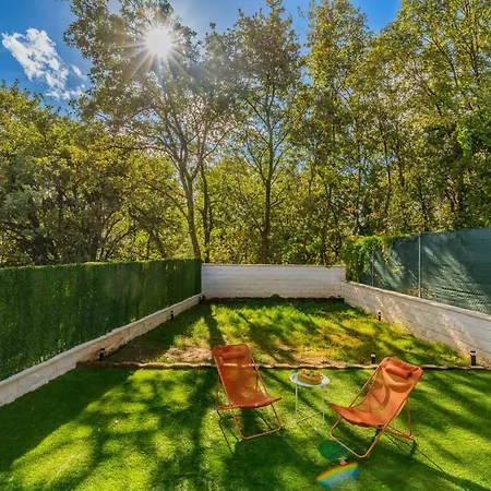 Διαμέρισμα Singulares Maestro24