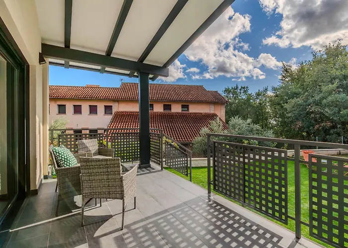 Апартаменты Singulares Maestro24